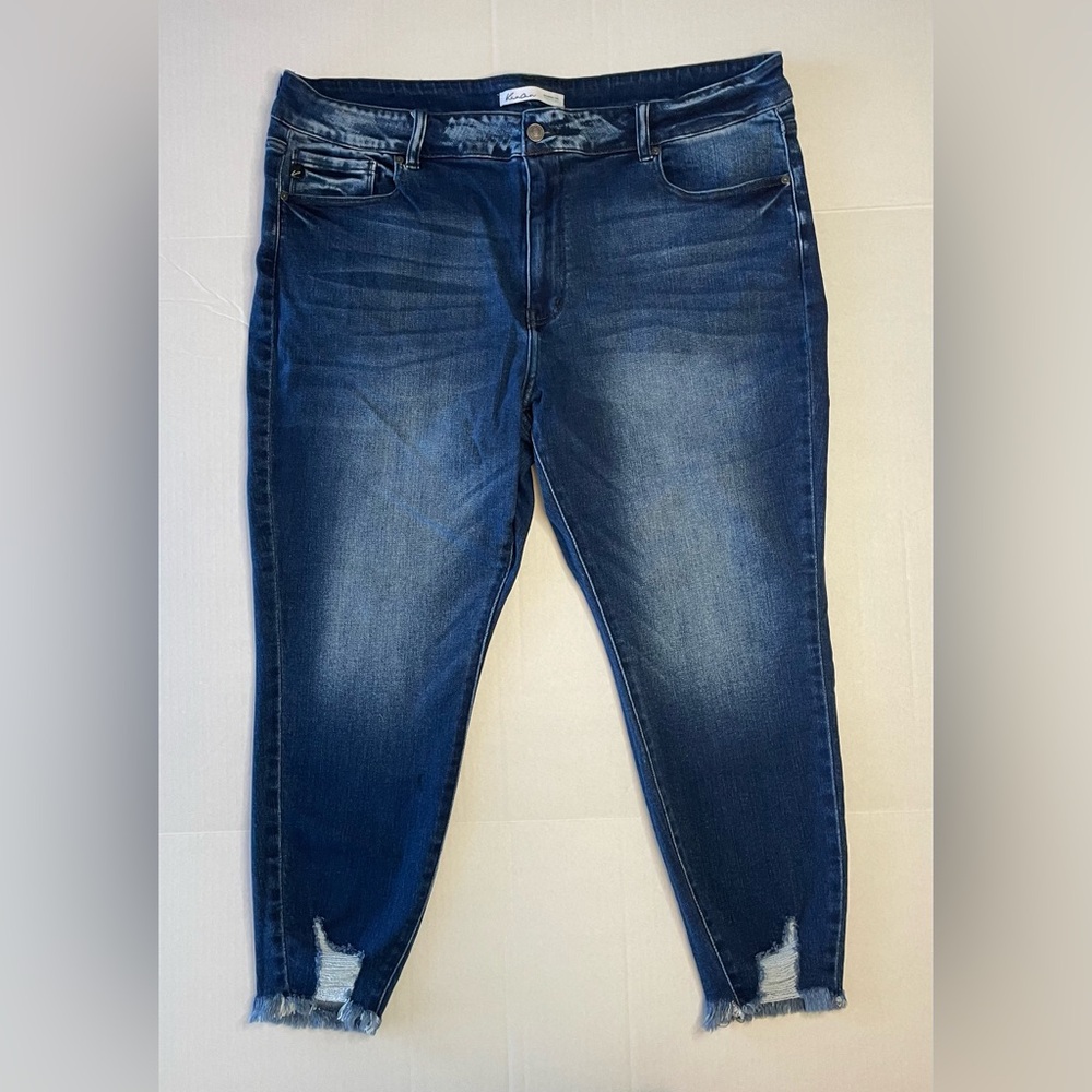 KanCan Blue Skinny Jeans with Tapered Fit